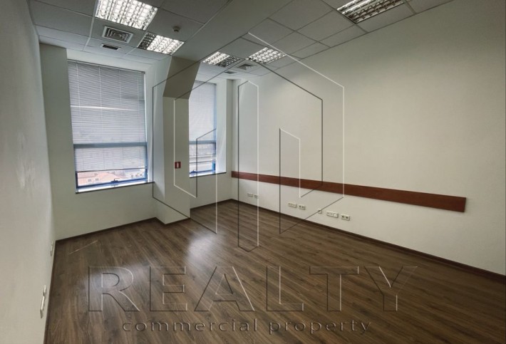 Офис 150 м², 7 этаж, 5 кабинетов, центр Одессы, Бунина - фото 1