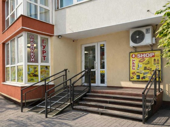 Оренда фасадного комерційного приміщення, вулиця Замарстинівська Львів