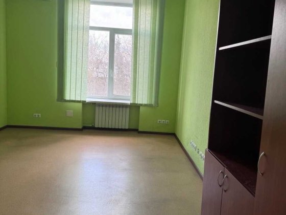 Власник здає СВІЙ офіс 25м2  в 5 хв.від метро Левада