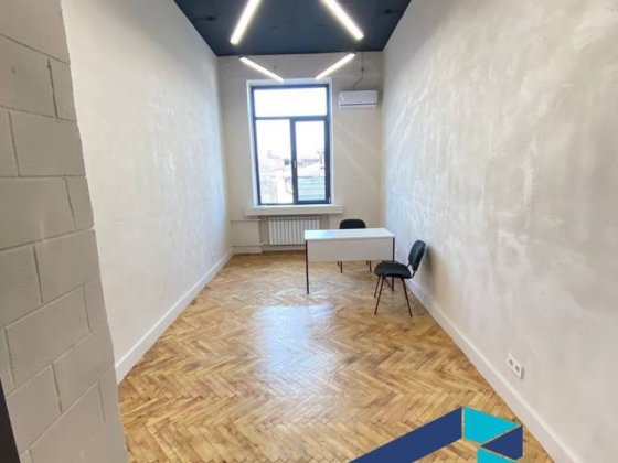 Здам офіс з лофт ремонтом в 2 хвилинах від метро Площа Конституції