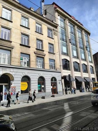 Оренда фасадного приміщення біля Оперного театру - фото 1