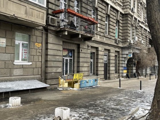 Сдам часть помещения Новосельского,75