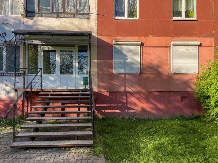 Оренда магазину на проспекті Червоної Калини, 77 (Сихів) - фото 1