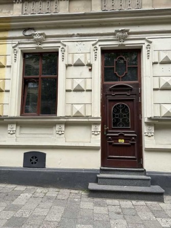 Оренда комерційного приміщення по вулиці Гребінки, у центрі Львова - фото 1