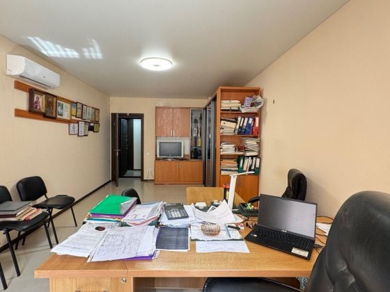Здам комфортний офіс для успішного бізнесу поруч з парком Перемоги.