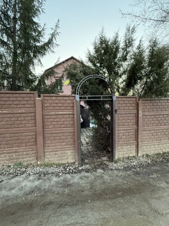 Оренда окремо стоячої будівлі  біля метро Наукова - фото 1