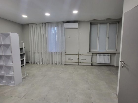 Сдам 40 м2 помещение  метро Научная  Крымская, 6 Харьков