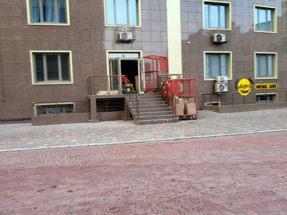 Сдам 2 цокільні приміщіння 58м2+58м2 580$+580$ Каманіна.16а Аркадія.