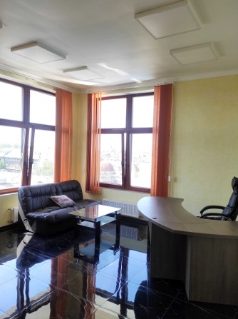 Сдам Офис 160 м2 на Греческой площади. 4 кабинета. С мебелью - фото 1