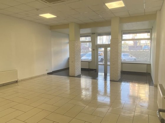 Здам комерційне приміщення, р-н вул. Відродження Липини