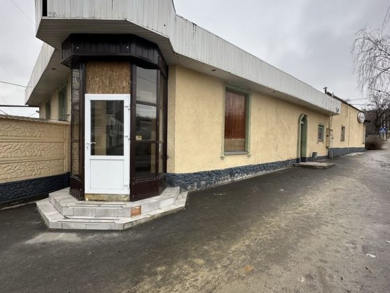 Здам приміщення 200 кв.м., вул. Саперна, гідропарк