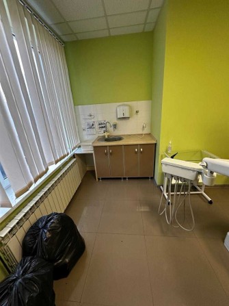 Здаються в оренду комерційні приміщення м. Тячів - фото 1