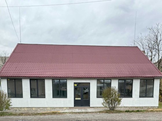 Здам комерційне приміщення 200 м² від власника в довгострокову оренду Свалява