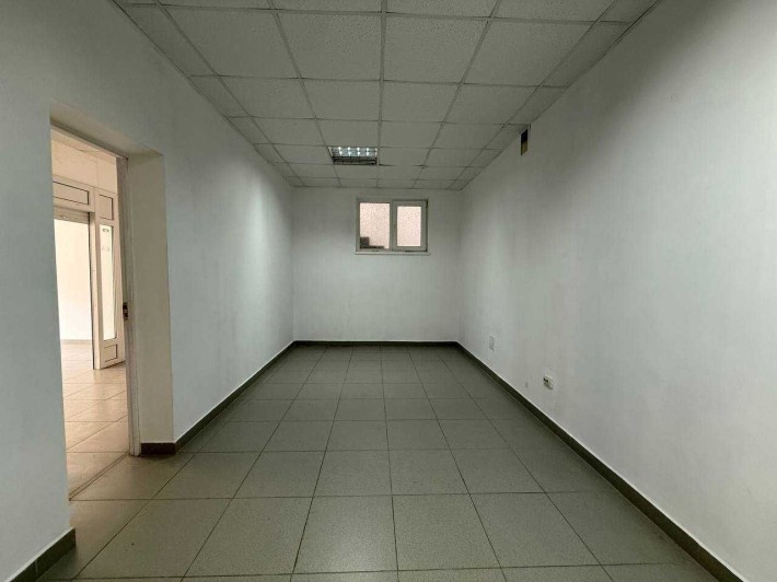 Оренда приміщення біля Ратуші в центрі - фото 1
