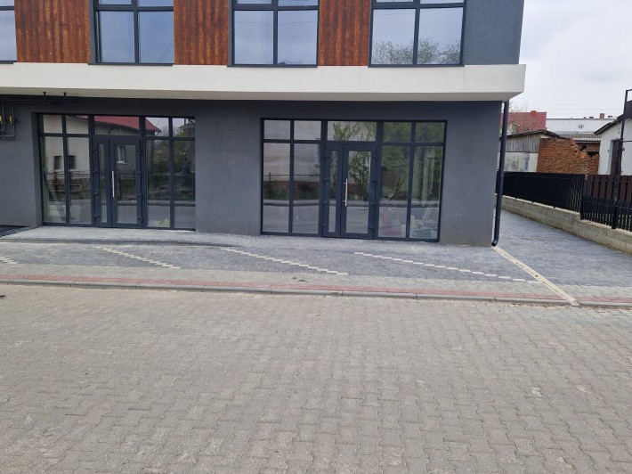 Оренда комерції 160 м.кв в новобудові  м.Снятин - фото 1