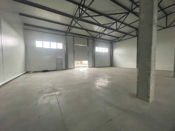Аренда склада с. Святопетровское 1300 м.кв. - фото 1