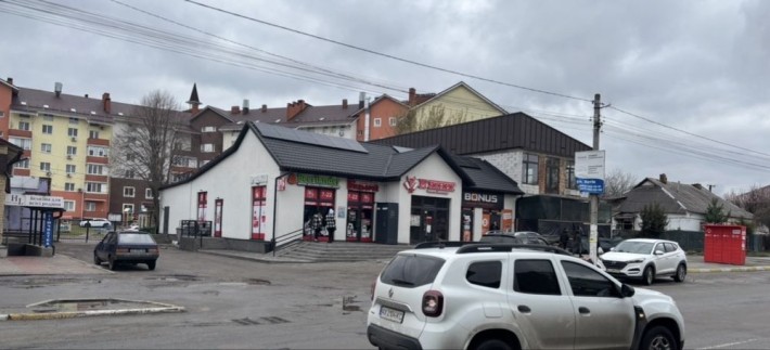 Оренда будівлі 363 м² центр Хотів фасад трафік - фото 1