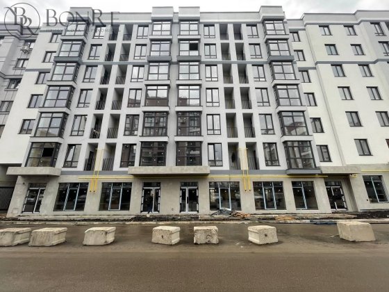 Оренда, Хотів, Фасад, Торгове, 129,2м2 або 64,6м2. Хотов