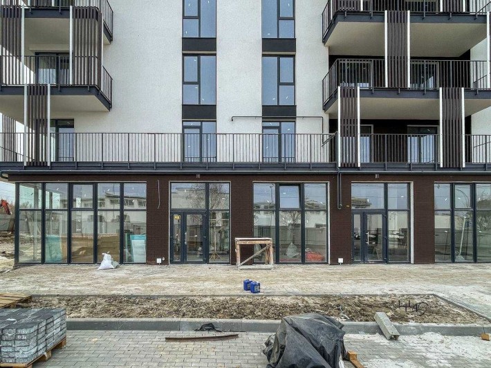 Оренда фасадного приміщення у ЖК Continent Life. 105м, 12$ за м. - фото 1