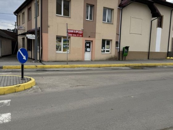 Здам в довготривалу оренду нежитлове приміщення в центрі Східниці Сходница