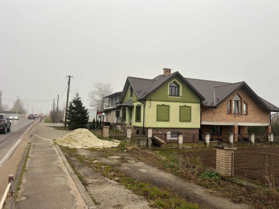 Оренда приміщення в с.Рясне-Руське, при трасі М10 Рясне-Руське