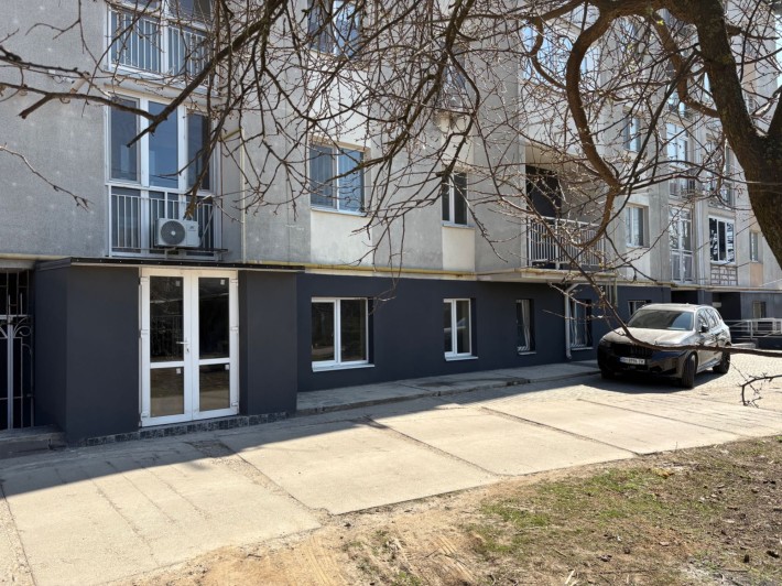 Аренда офиса 113м Фасад Черноморск-Молодежное - фото 1