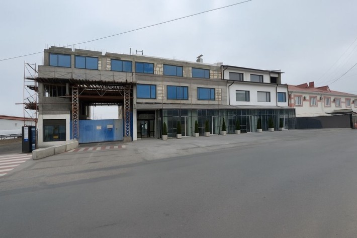 Сдам в аренду современный склад 1200 кв.м на Базовой, 16 - фото 1