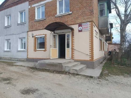 ОРЕНДА - нежитлового приміщення - магазин № 1, площею 45,1 кв.м. м. Ізяслав Изяслав