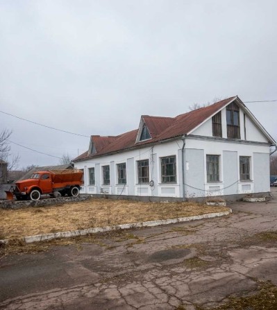 Виробничо-логістичний центр на міжнародній трасі М-01 - фото 1
