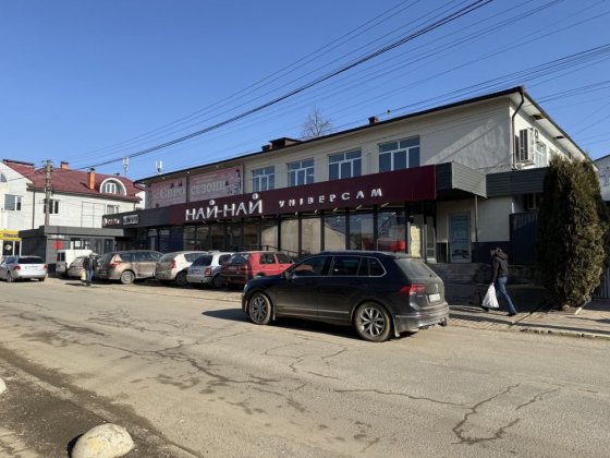 Здаєтья приміщення фасад Сторожинець Сторожинец