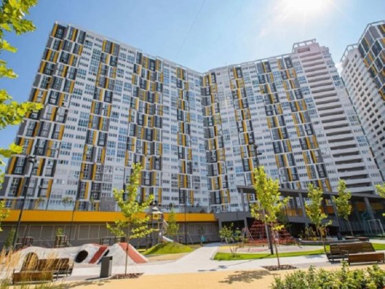 Продаж 3-к квартири вул. Микільсько-Слобідська 13 Київ