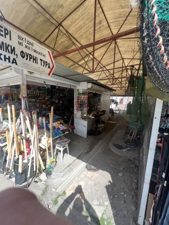 Продам контейнер на центральном рынке . - фото 1