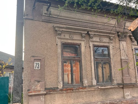 Приміщення 30 м² в центрі | під бізнес | біля термальних басейнів Берегово