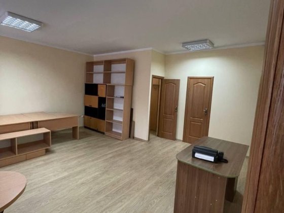Продам приміщення в центрі Дрогобича, під офіс, стоматкабінет… Дрогобич