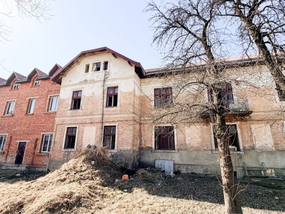 Продається будівля під офіси або інше комерційне призначення Дрогобич Дрогобич