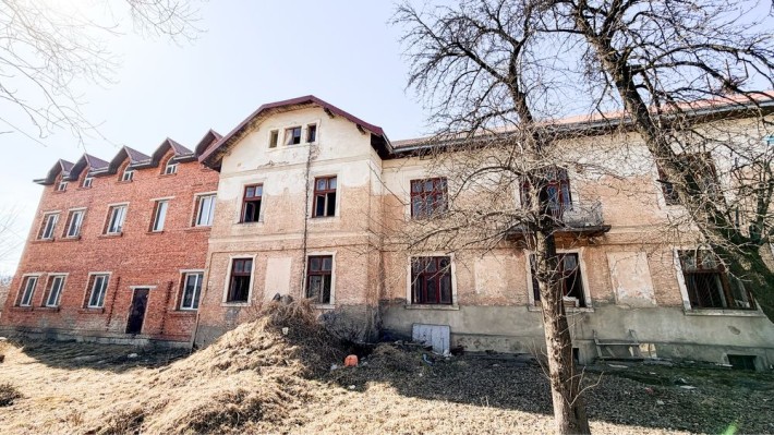 Продається будівля під офіси або інше комерційне призначення Дрогобич - фото 1