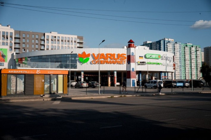 Продам помещения в БИЗНЕС ЦЕНТРЕ - фото 1