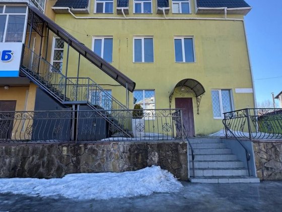 Продаж комерційного приміщення в центрі Калинівки Калинівка