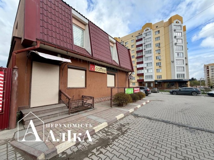 Продаж фасадного приміщення біля ЖК Нова Будова 1 - фото 1
