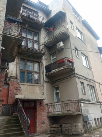 Нежитлове приміщення 24.2 м2, Коломия, вул. Тараса Шевченка 21 - фото 1