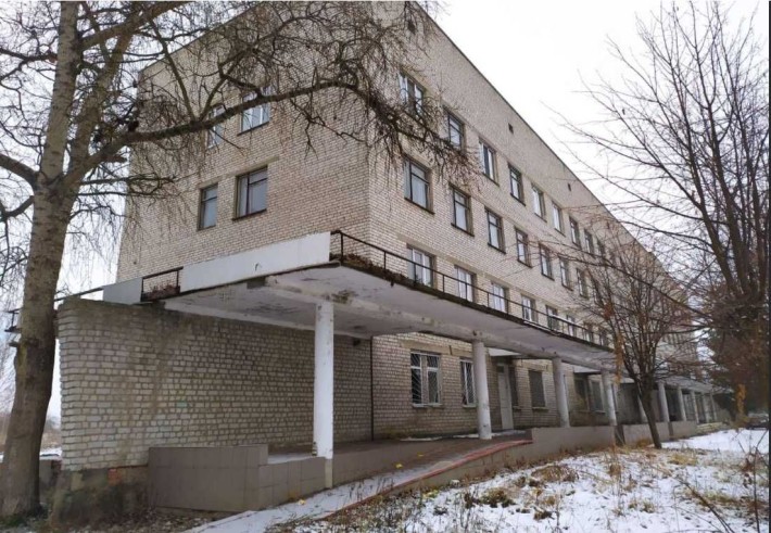 Нежитлова будівлія, площею 3883,9 кв.м у м.Коростень, Житомирська обл - фото 1