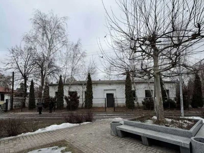 Нежитлова одноповерхова будівля м. Самар, площа Героїв, 13 - фото 1