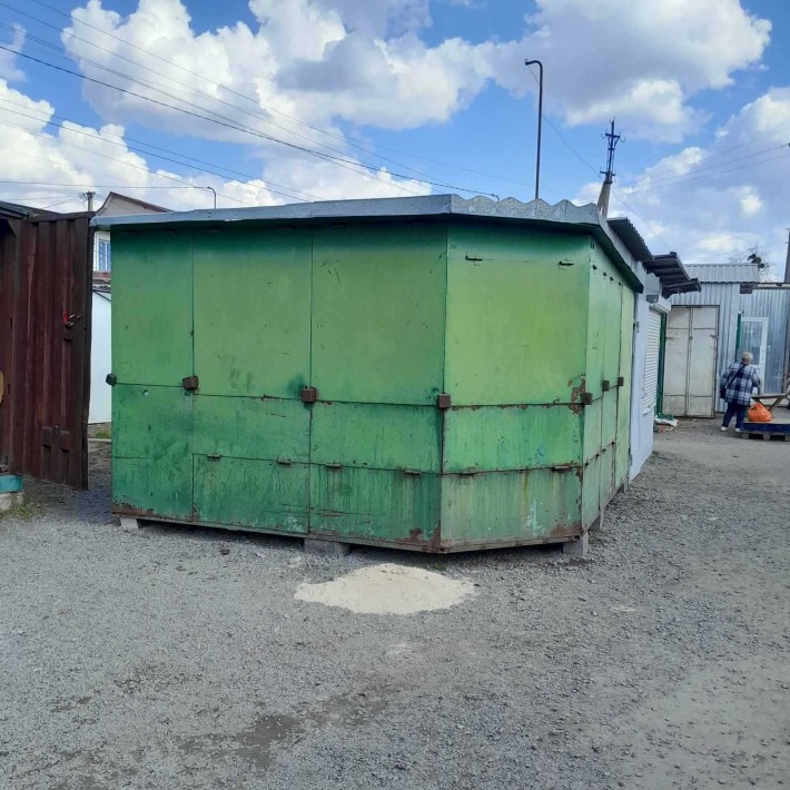 Продам металевий кіоск  3,6 × 4,0 = 15м.2 в м. Славута. - фото 1