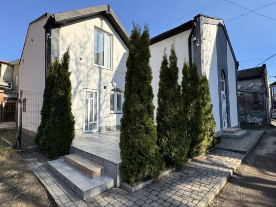 Продаж комерційного приміщення в центральній частині міста Стрий