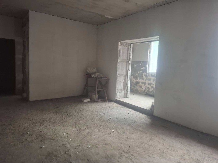 Продаж приміщення 67.5 м² з окремим входом, район Південно- Захід - фото 1