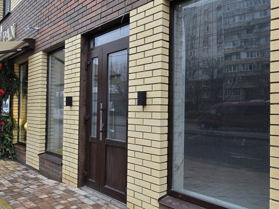 Продам фасадне приміщення Таращанський масив без комісійних Белая Церковь