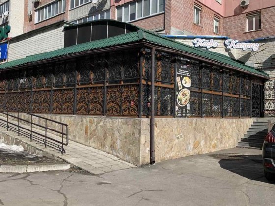 Продаж комерційного приміщення під ресторан, садочок, магазин