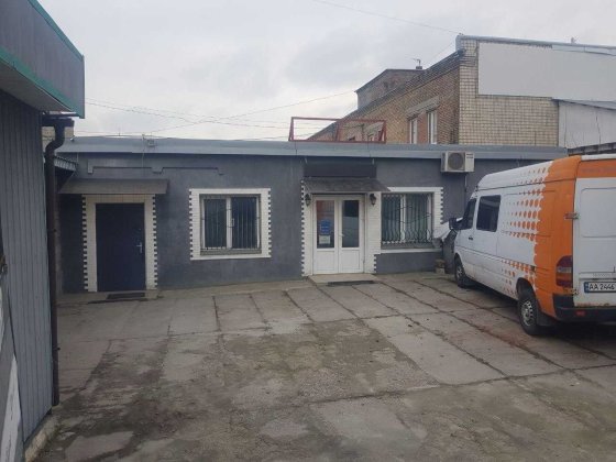 Київська 19,  приміщення понад 300м2, високий трафік, 4 соток ділянки Вишневе