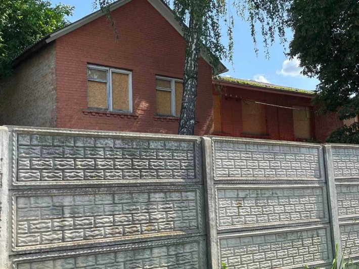 Продам приміщення 630 м2, своя територія 10 сот., перспективне, недорого. - фото 1