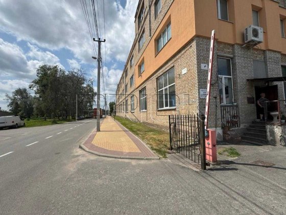 Без% Завод в м. Буча, вул. Горького 8, продаж нежитлового приміщення Буча